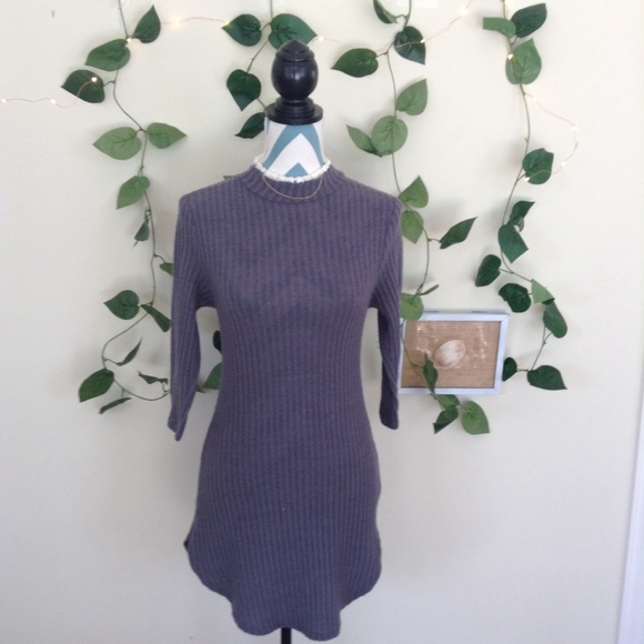 Blush | Gray Dress - Picture 2 of 8